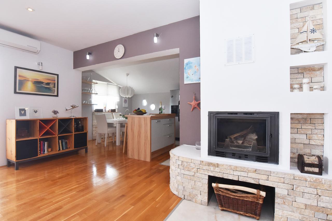 Apartment Larisa Ґорні Карин Екстер'єр фото